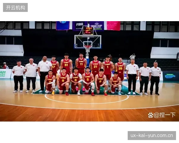 队长需了解替补球员特点，在关键时刻鼓励他们发挥奇兵作用。